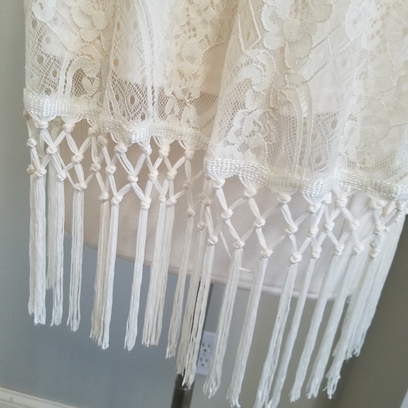 Lace Tank w/ fringe bottom NEW sz Small Blu Pepper - Picture 4 of 16